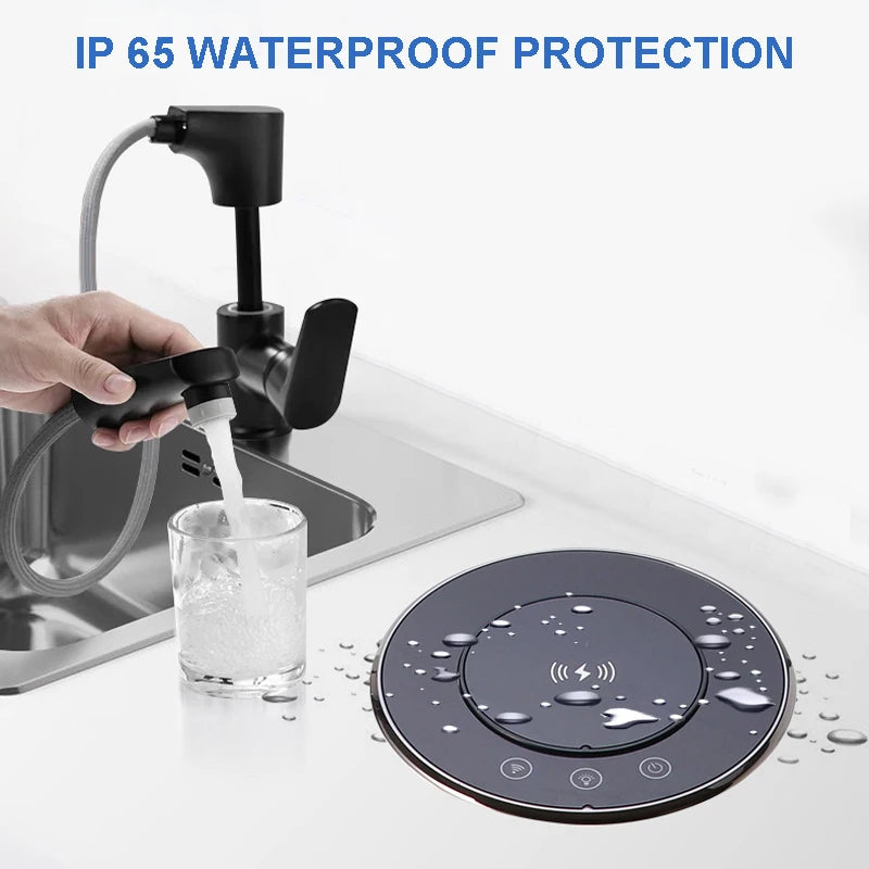 Smart lifting socket