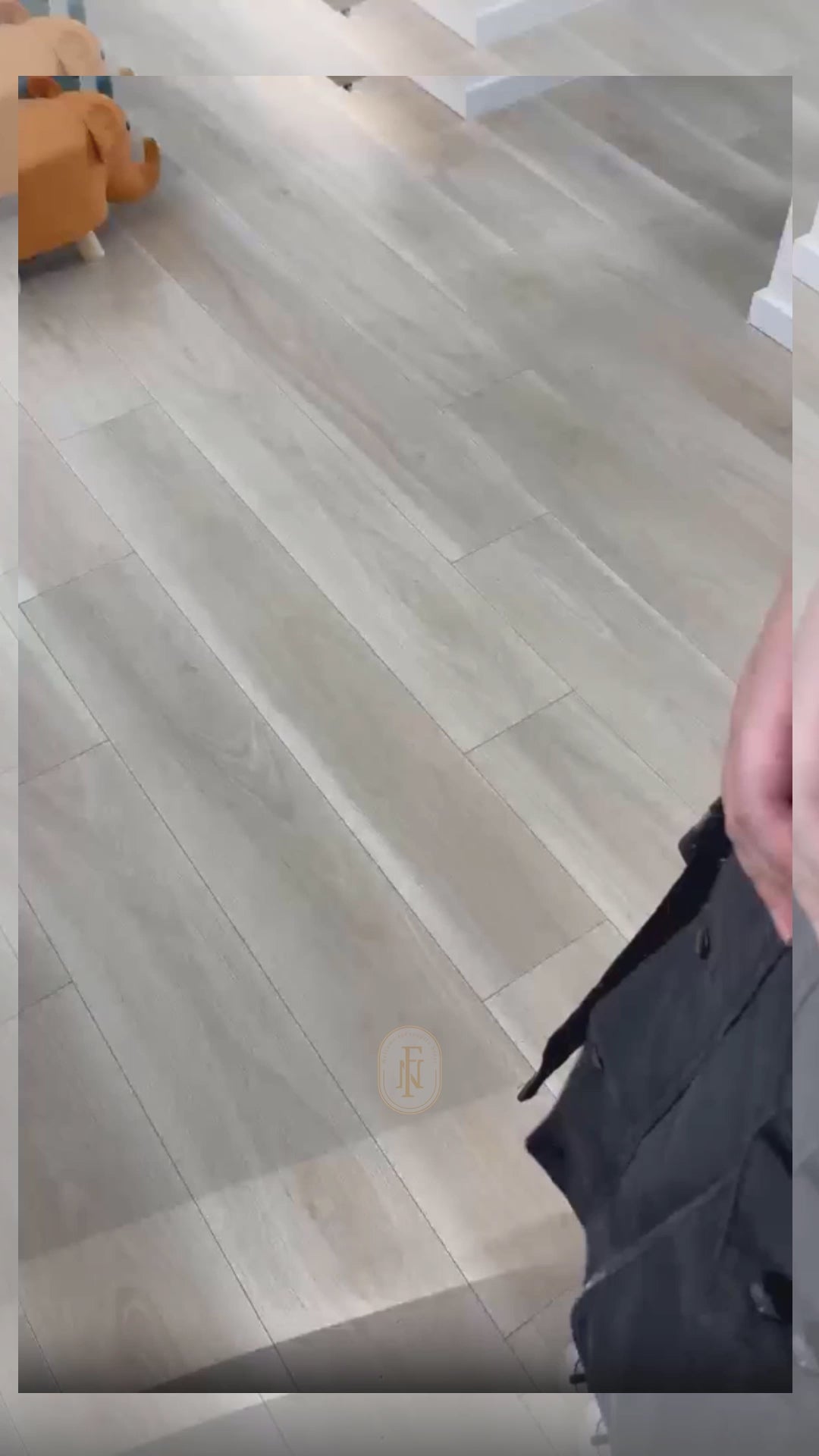 Load video: Electric handheld scale from 0.01-30kg