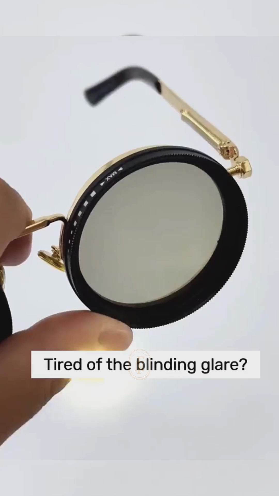 Load video: Adjustable dimming sunglasses